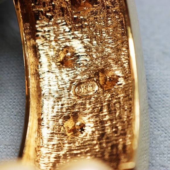 RARE! Vintage KENNETH JAY LANE Pearl Bracelet - Picture 14 of 15